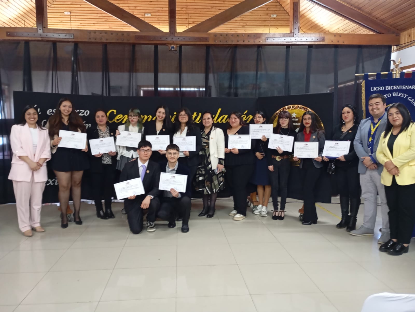 Ceremonia de Titulación destaca la perseverancia y la excelencia en el área Técnico Profesional