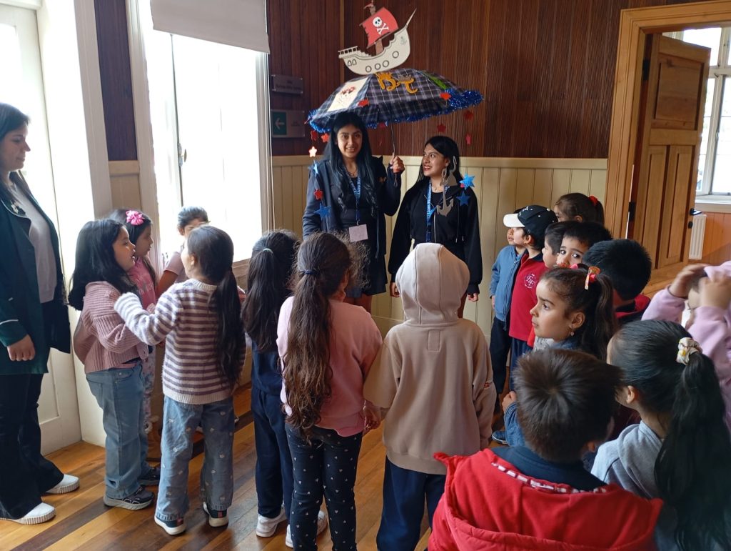 Dayan y Trinidad con PUP